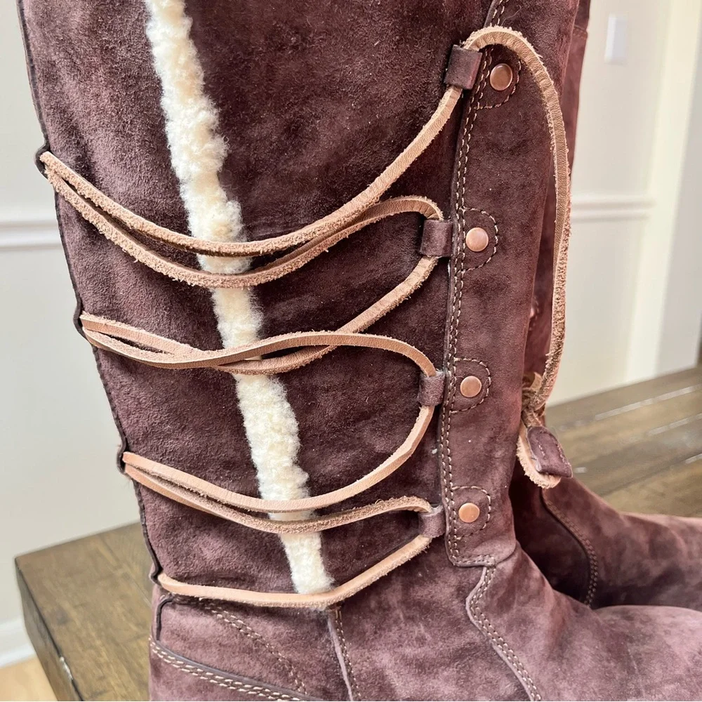 Ugg Cozy Chocolate Brown‎ Lace-Up Shearling Warm Comfort Tall Winter Boots SZ 9